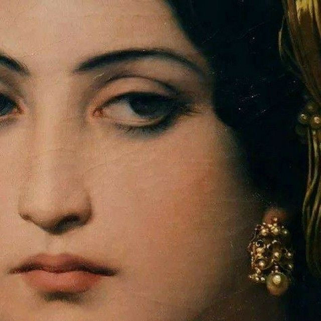 Boucles d’oreilles : Puces