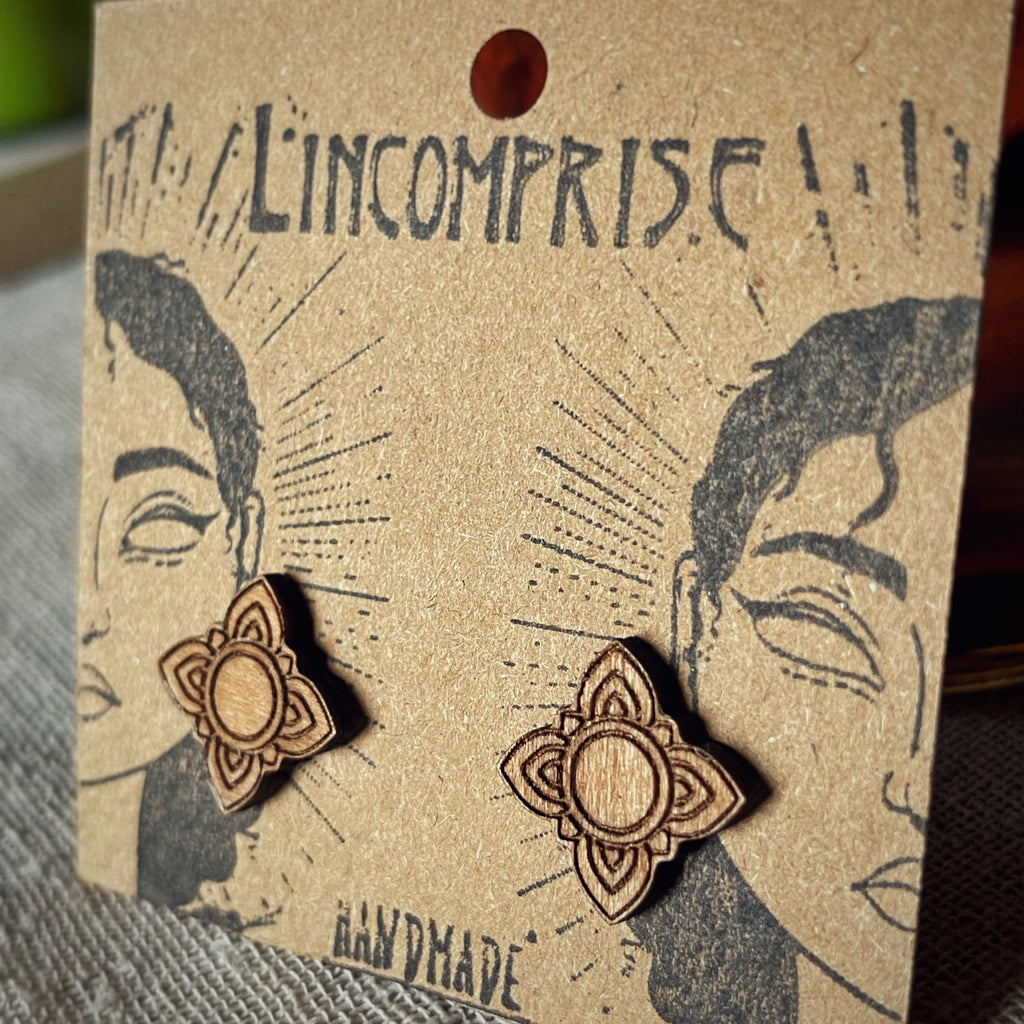 Boucles d’oreilles puces - Ornementale