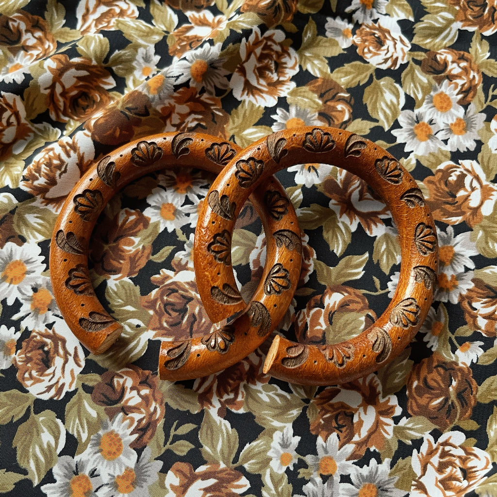 Poids d’oreilles - Gravure ornementale